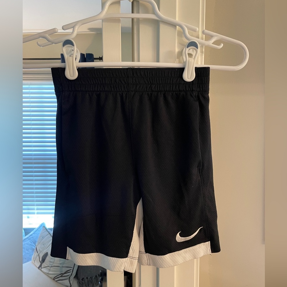 Boys Black Nike Dri-Fit Shorts - S